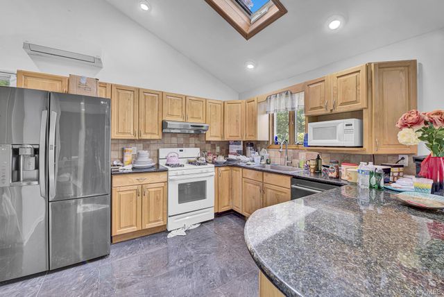 77 S Coleman Road, Centereach, NY 11720
