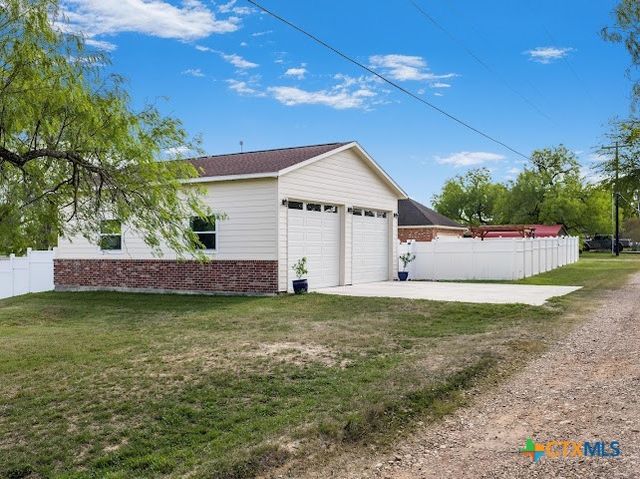 602 Basswood Street, Victoria, TX 77904