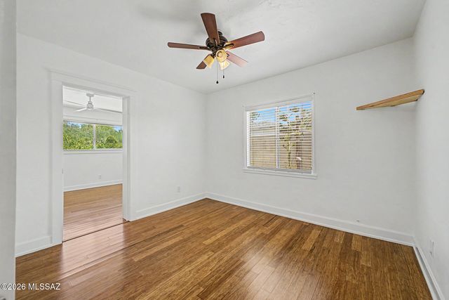 3973 E Desmond Lane, Tucson, AZ 85712