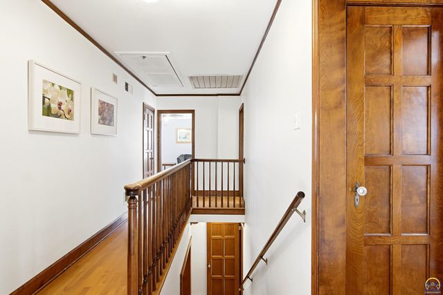 3315 SW 15th ST, Topeka, KS 66604