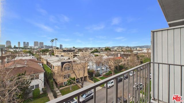 450 S Maple Drive 403, Beverly Hills, CA 90212