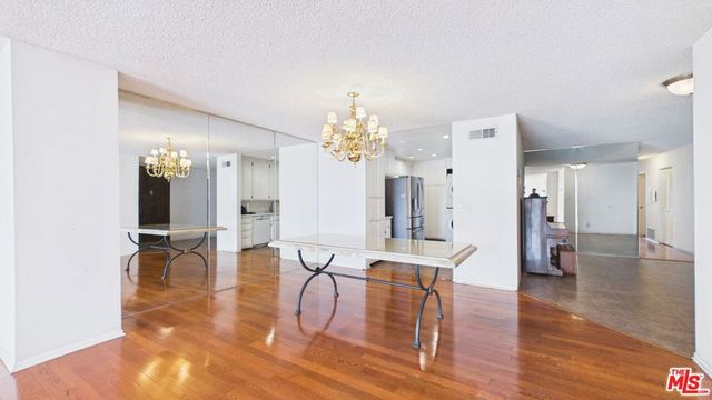 450 S Maple Drive 403, Beverly Hills, CA 90212
