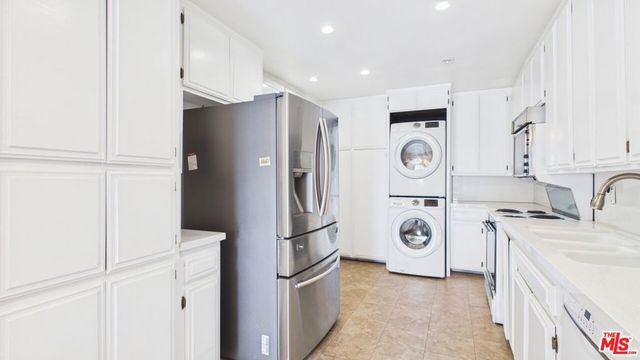 450 S Maple Drive 403, Beverly Hills, CA 90212