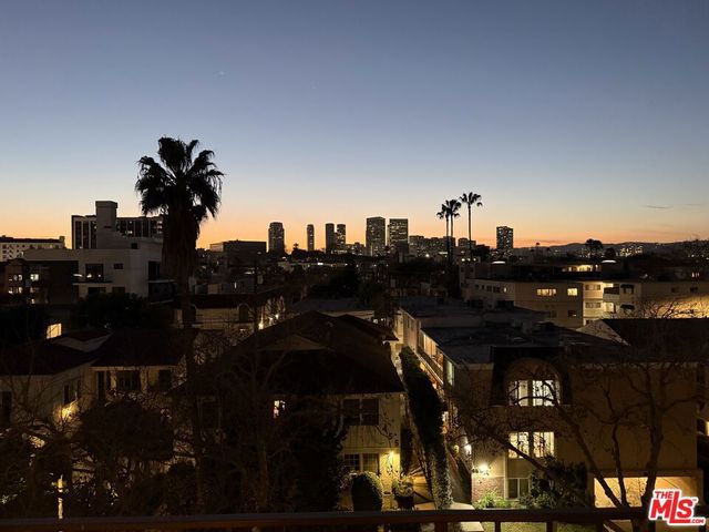 450 S Maple Drive 403, Beverly Hills, CA 90212