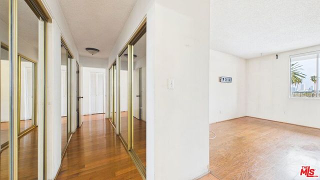 450 S Maple Drive 403, Beverly Hills, CA 90212