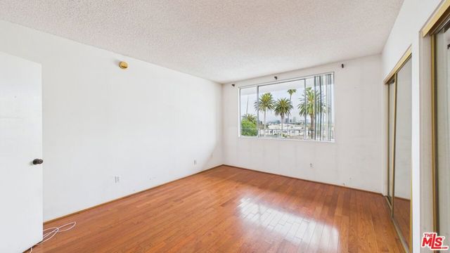 450 S Maple Drive 403, Beverly Hills, CA 90212