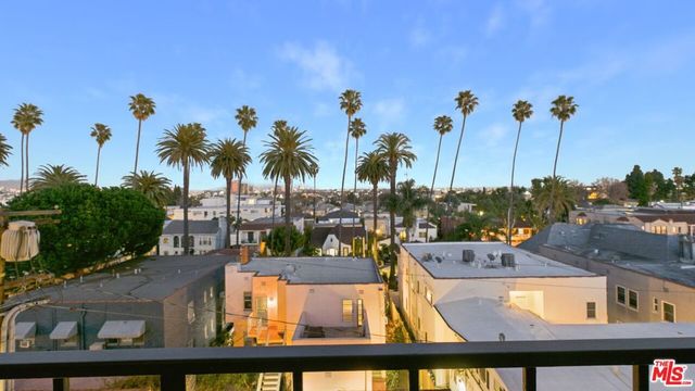 450 S Maple Drive 403, Beverly Hills, CA 90212