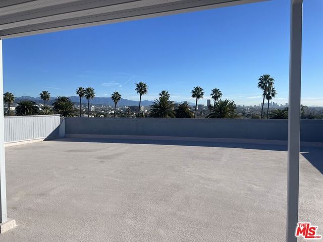 450 S Maple Drive 403, Beverly Hills, CA 90212