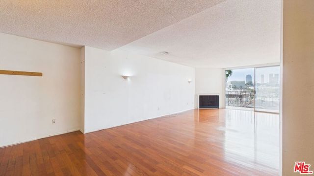 450 S Maple Drive 403, Beverly Hills, CA 90212