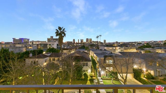 450 S Maple Drive 403, Beverly Hills, CA 90212