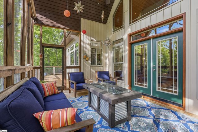 123 Summit Pine, Sunset, SC 29685