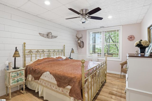 123 Summit Pine, Sunset, SC 29685