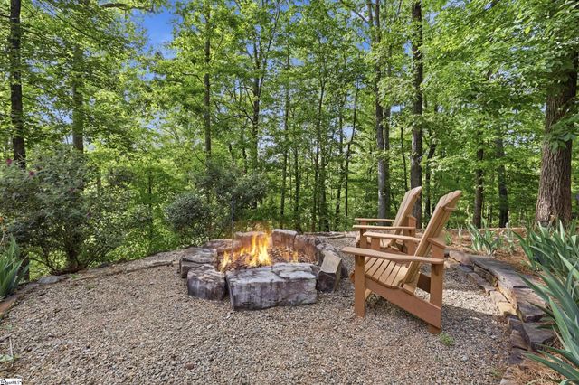 123 Summit Pine, Sunset, SC 29685