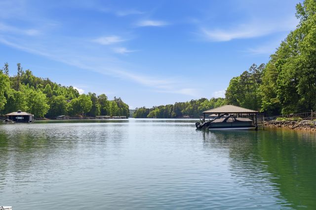 123 Summit Pine, Sunset, SC 29685