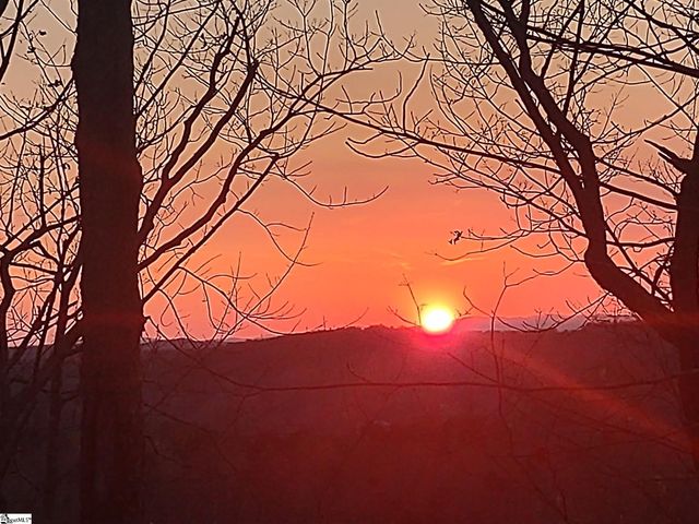 123 Summit Pine, Sunset, SC 29685