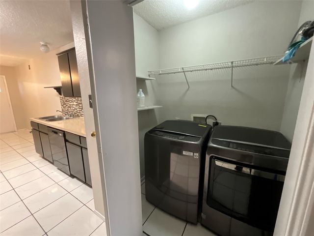 806 Langford Drive, Arlington, TX 76018