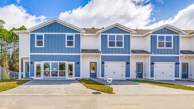 42 Hatten Court, Mary Esther, FL 32569