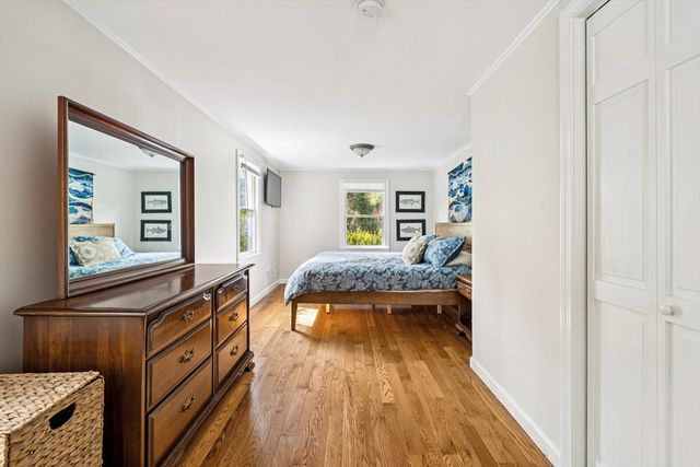 9 Mill St, Pembroke, MA 02359