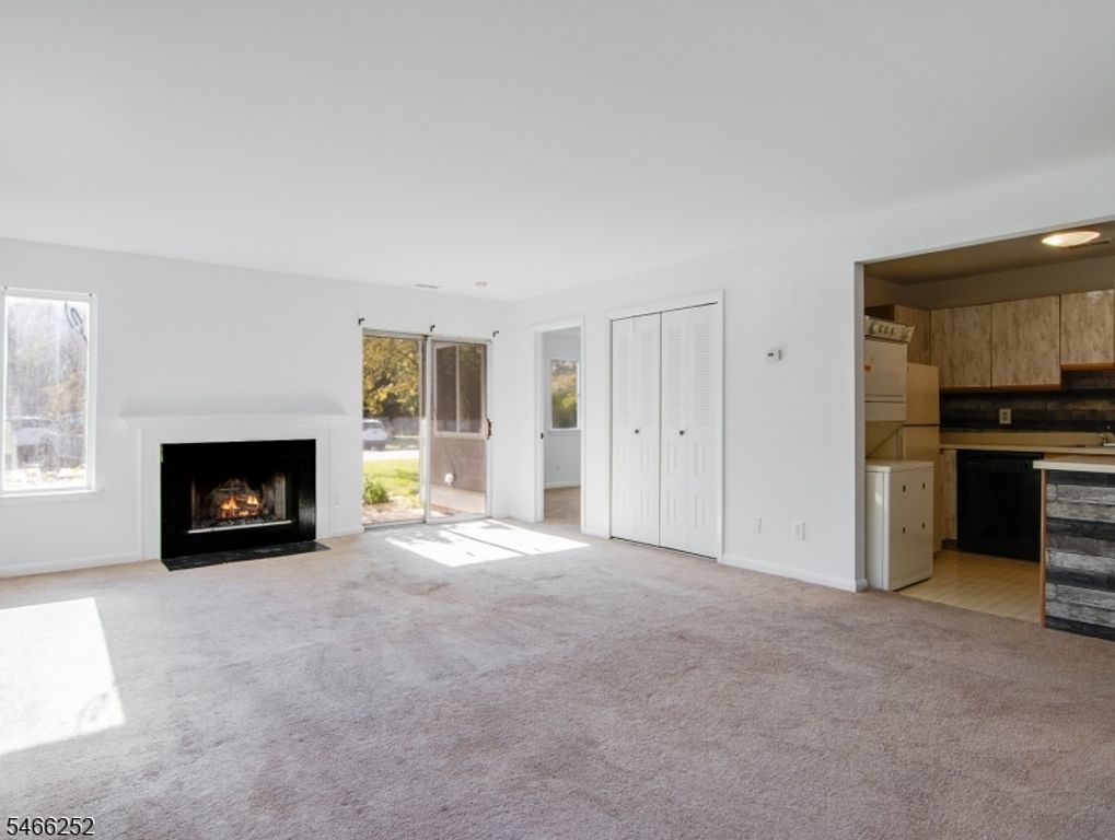 92 Falcon Ridge Way 2, Hamburg Boro, NJ 07419 — photo 3