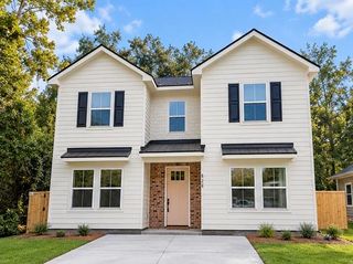 828 5th Avenue, Charleston, SC 29407