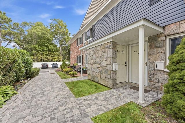 40 W 4th Street 214, Patchogue, NY 11772