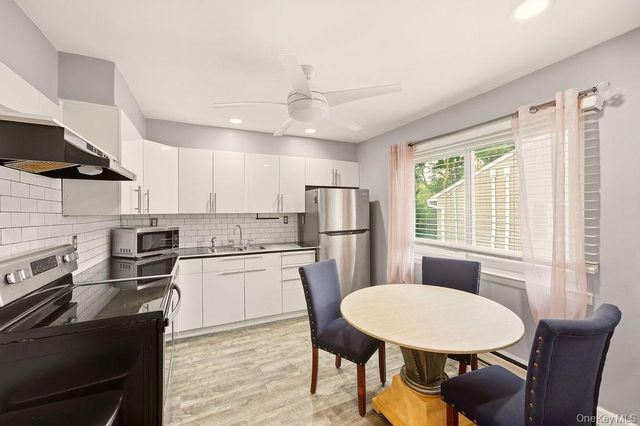 40 W 4th Street 214, Patchogue, NY 11772