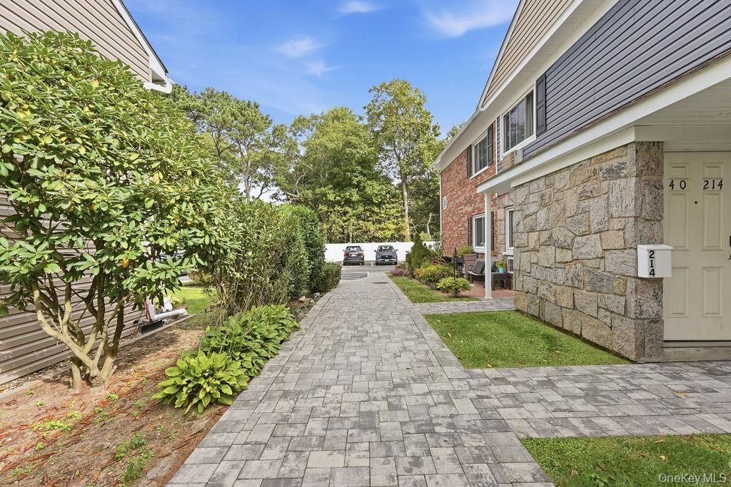 40 W 4th Street 214, Patchogue, NY 11772 — photo 3