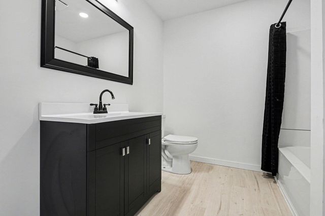 412 Oak Street, Dowagiac, MI 49047