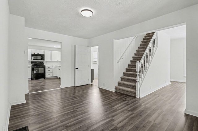 412 Oak Street, Dowagiac, MI 49047