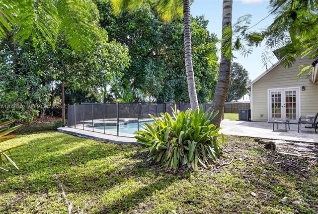 14843 SW 152nd Ter, Miami, FL 33187