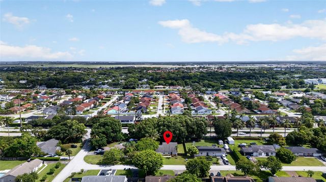 14843 SW 152nd Ter, Miami, FL 33187