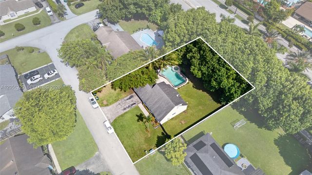 14843 SW 152nd Ter, Miami, FL 33187