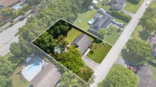 14843 SW 152nd Ter, Miami, FL 33187