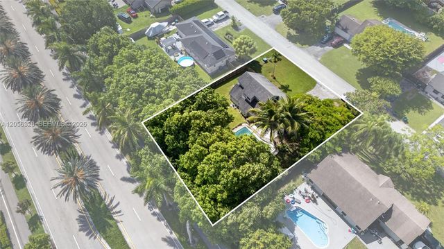 14843 SW 152nd Ter, Miami, FL 33187