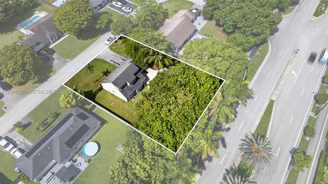 14843 SW 152nd Ter, Miami, FL 33187