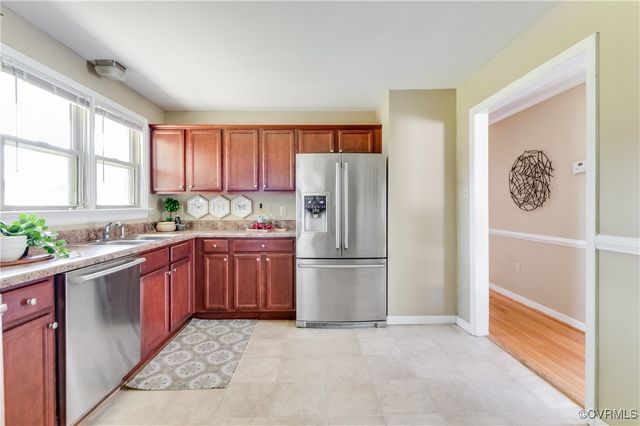 6108 Keaneland Dr, Richmond, VA 23225