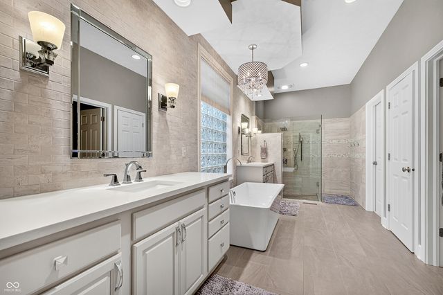 16402 Valhalla Drive, Noblesville, IN 46060