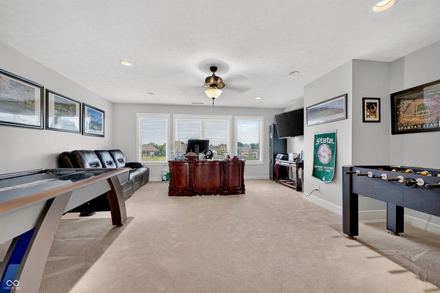 16402 Valhalla Drive, Noblesville, IN 46060