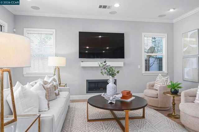 6132 6132 Alpine Blue Dr, San Ramon, CA 94582