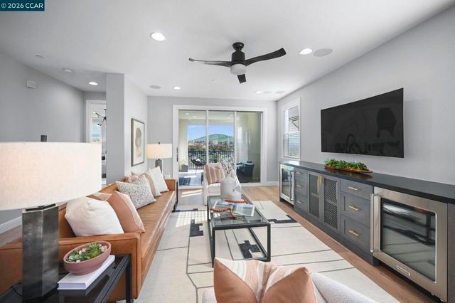 6132 6132 Alpine Blue Dr, San Ramon, CA 94582