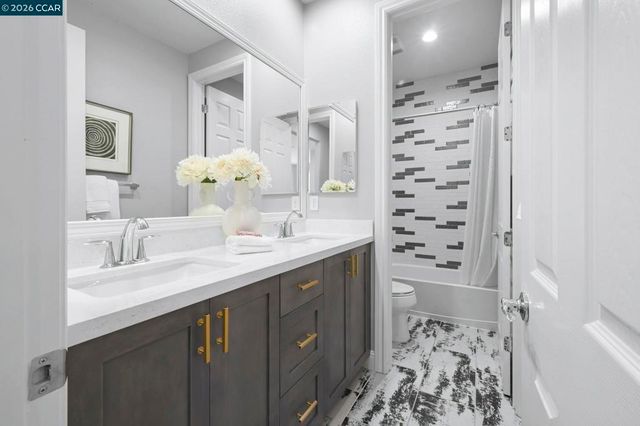 6132 6132 Alpine Blue Dr, San Ramon, CA 94582