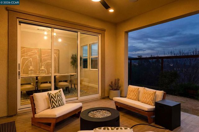 6132 6132 Alpine Blue Dr, San Ramon, CA 94582