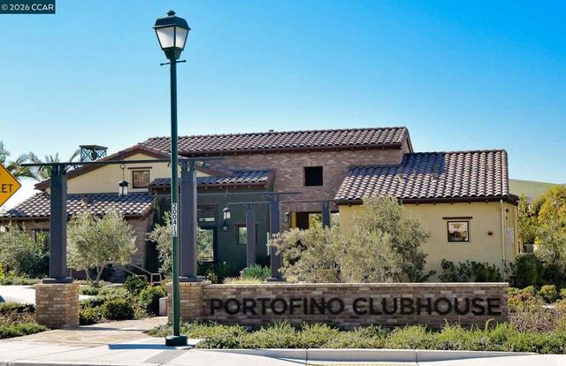 6132 6132 Alpine Blue Dr, San Ramon, CA 94582