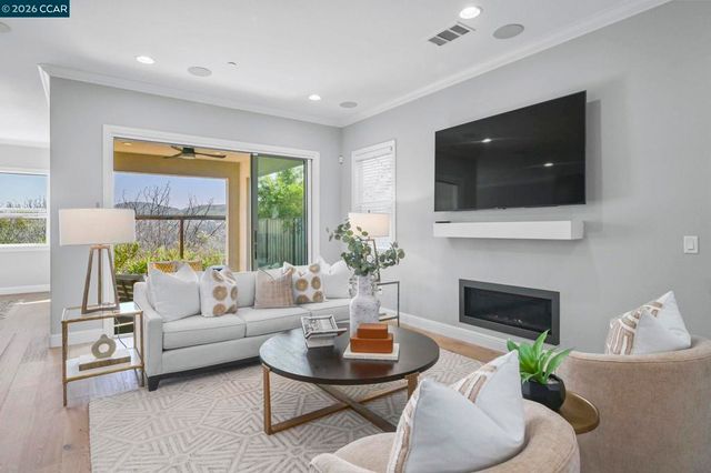 6132 6132 Alpine Blue Dr, San Ramon, CA 94582