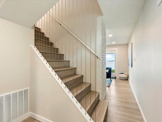 1725 White Cloud Drive N, Isle, MN 56342