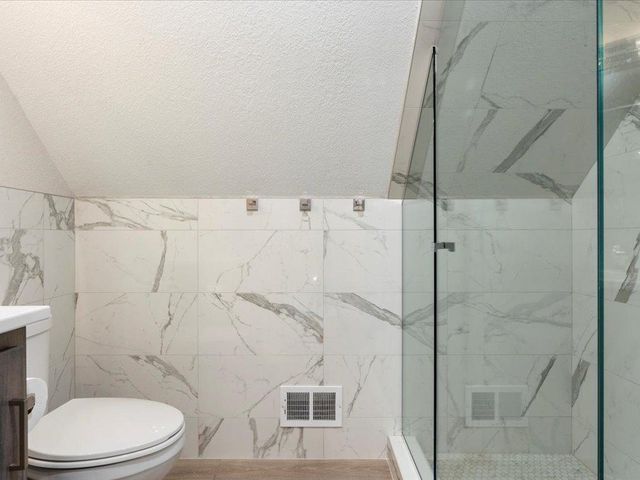 1725 White Cloud Drive N, Isle, MN 56342