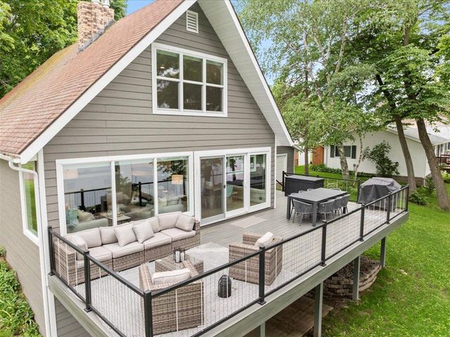 1725 White Cloud Drive N, Isle, MN 56342