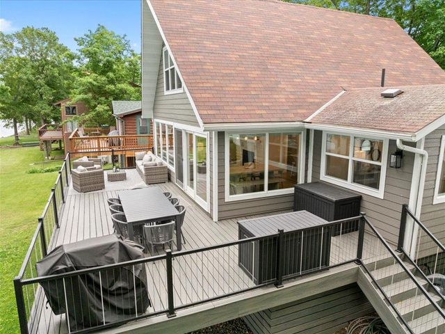 1725 White Cloud Drive N, Isle, MN 56342