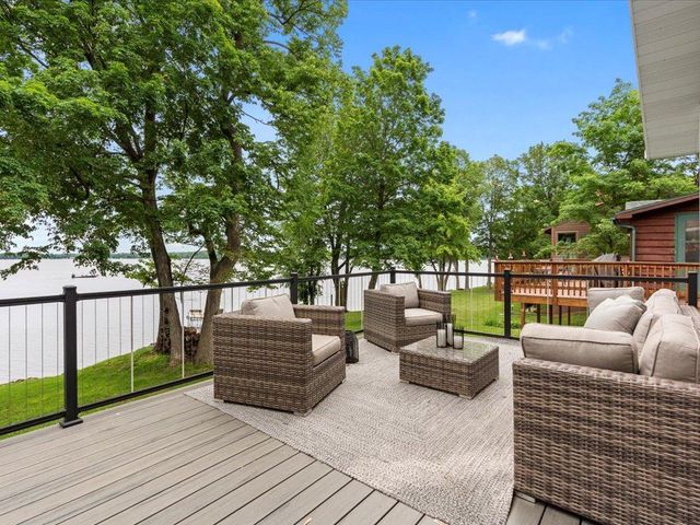 1725 White Cloud Drive N, Isle, MN 56342