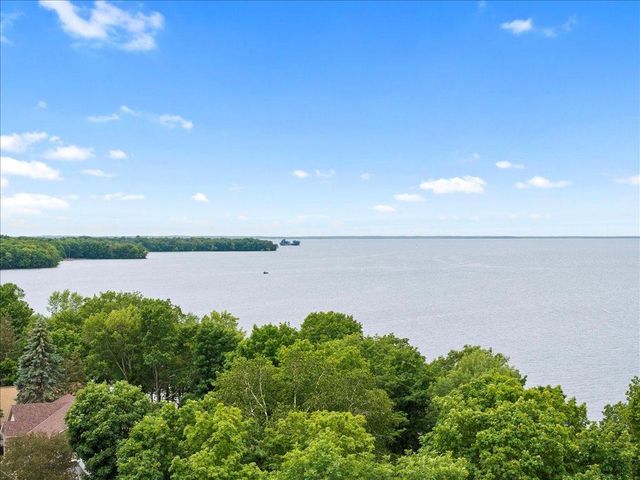 1725 White Cloud Drive N, Isle, MN 56342